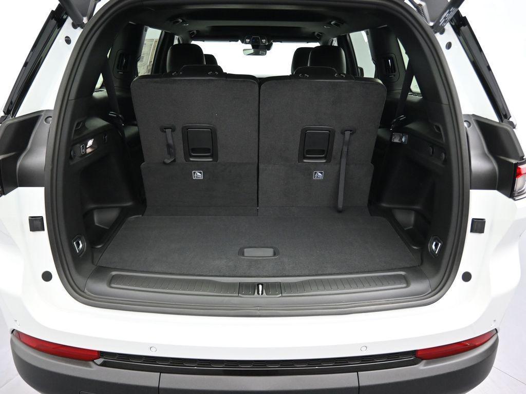 new 2025 Jeep Grand Cherokee L car, priced at $41,884