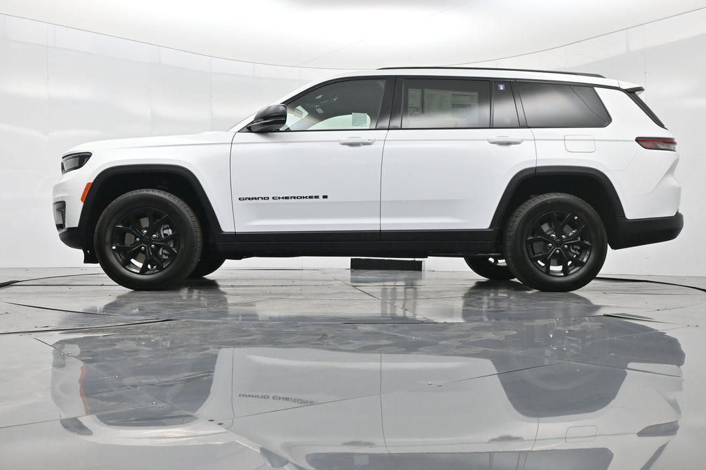 new 2025 Jeep Grand Cherokee L car, priced at $41,884