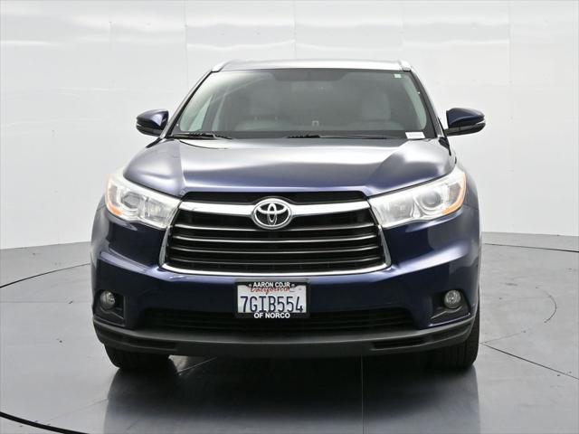 used 2014 Toyota Highlander car, priced at $15,988