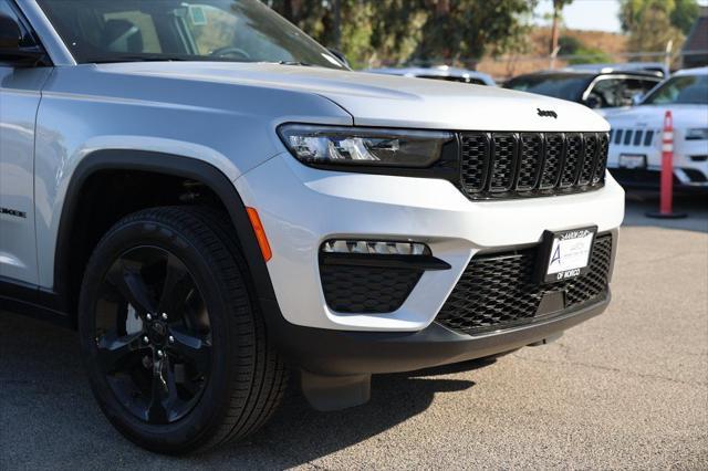 new 2025 Jeep Grand Cherokee car, priced at $44,545