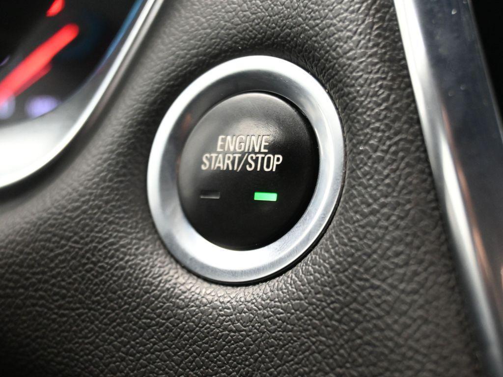 used 2022 Chevrolet Traverse car, priced at $25,525