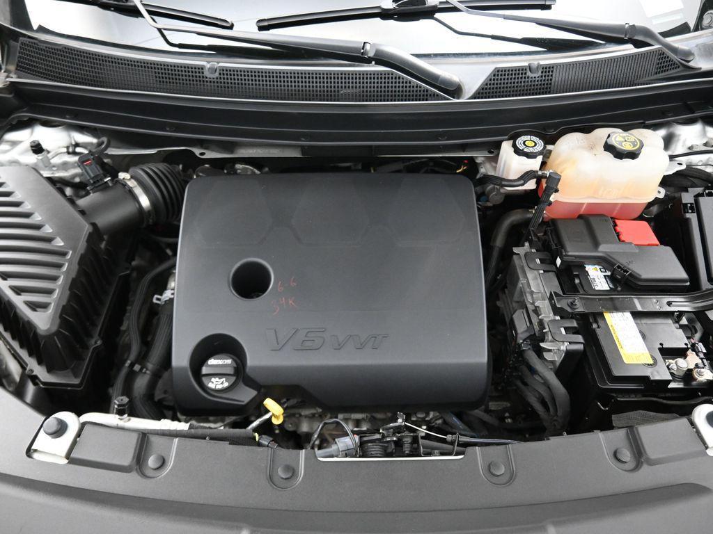 used 2022 Chevrolet Traverse car, priced at $25,525