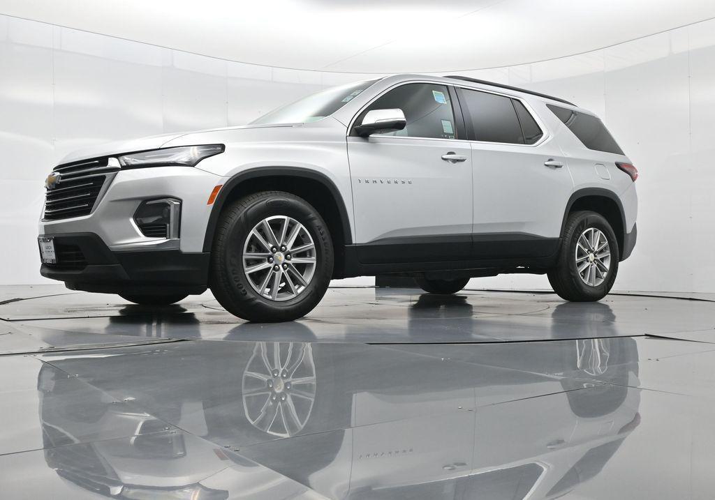 used 2022 Chevrolet Traverse car, priced at $25,525