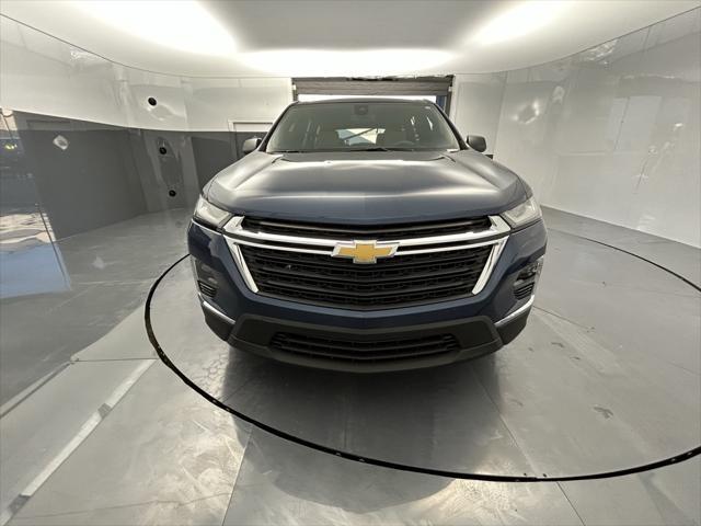 used 2022 Chevrolet Traverse car, priced at $28,278