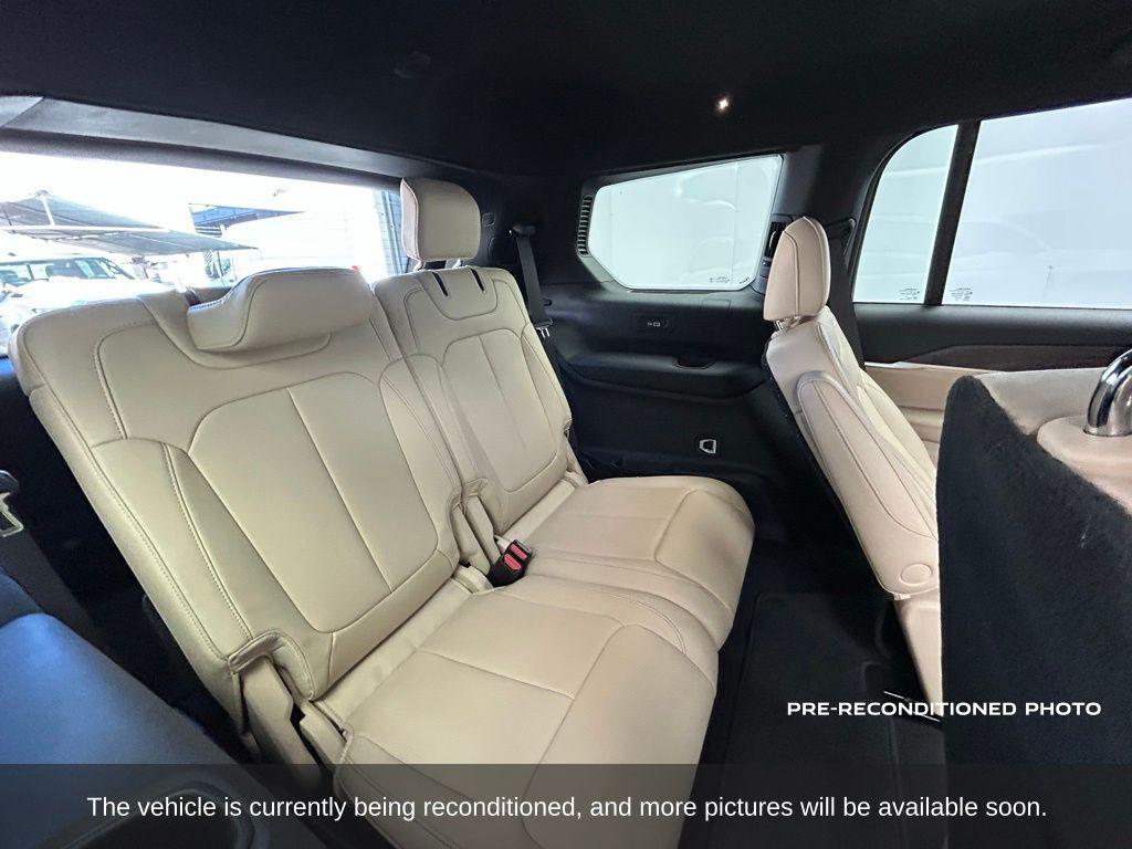 used 2024 Jeep Grand Cherokee L car, priced at $33,725