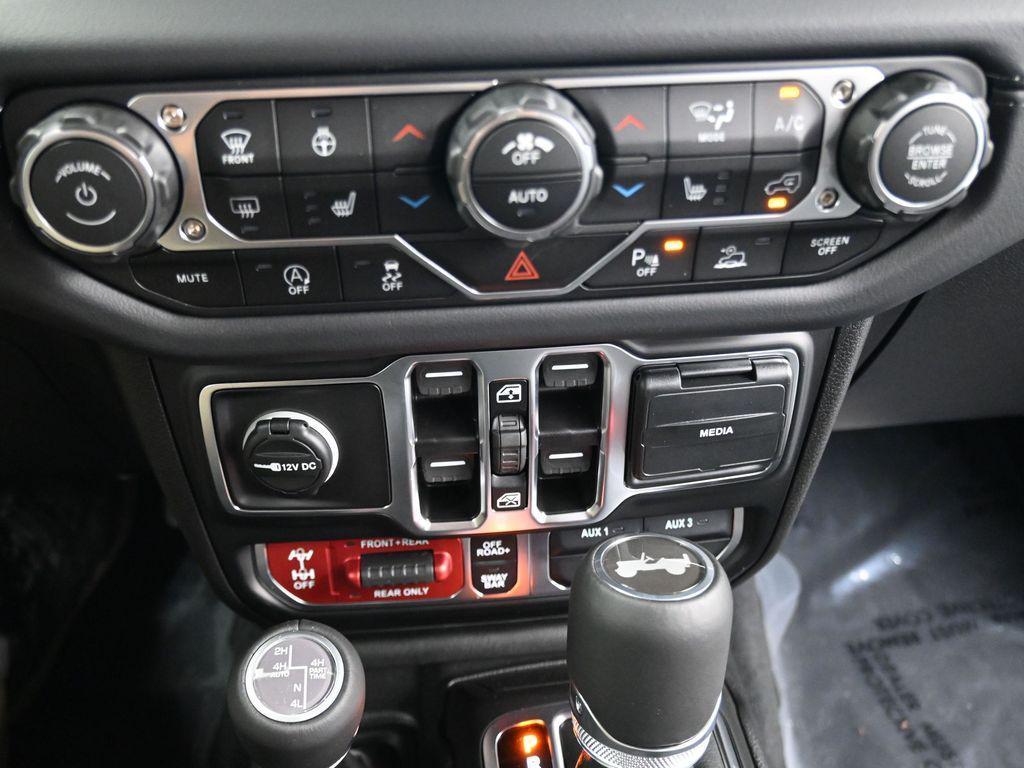 new 2026 Jeep Wrangler car, priced at $70,445