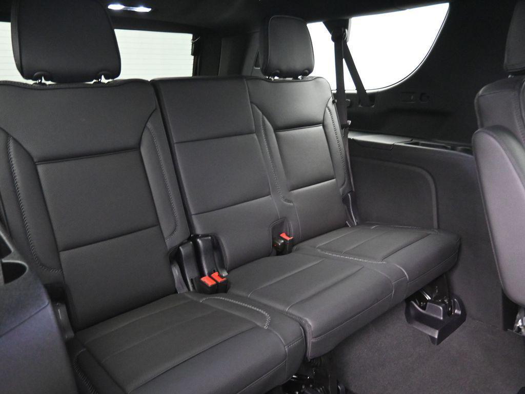 used 2025 GMC Yukon XL car, priced at $82,551
