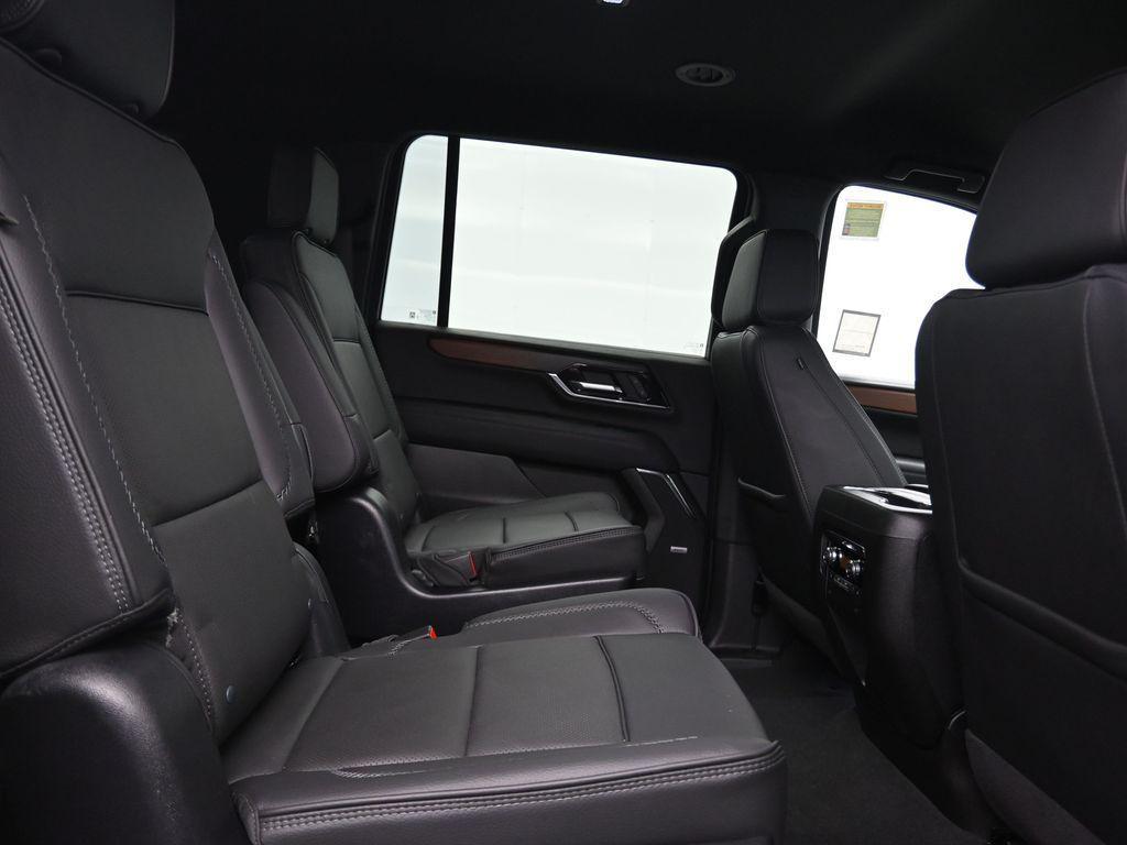 used 2025 GMC Yukon XL car, priced at $82,551