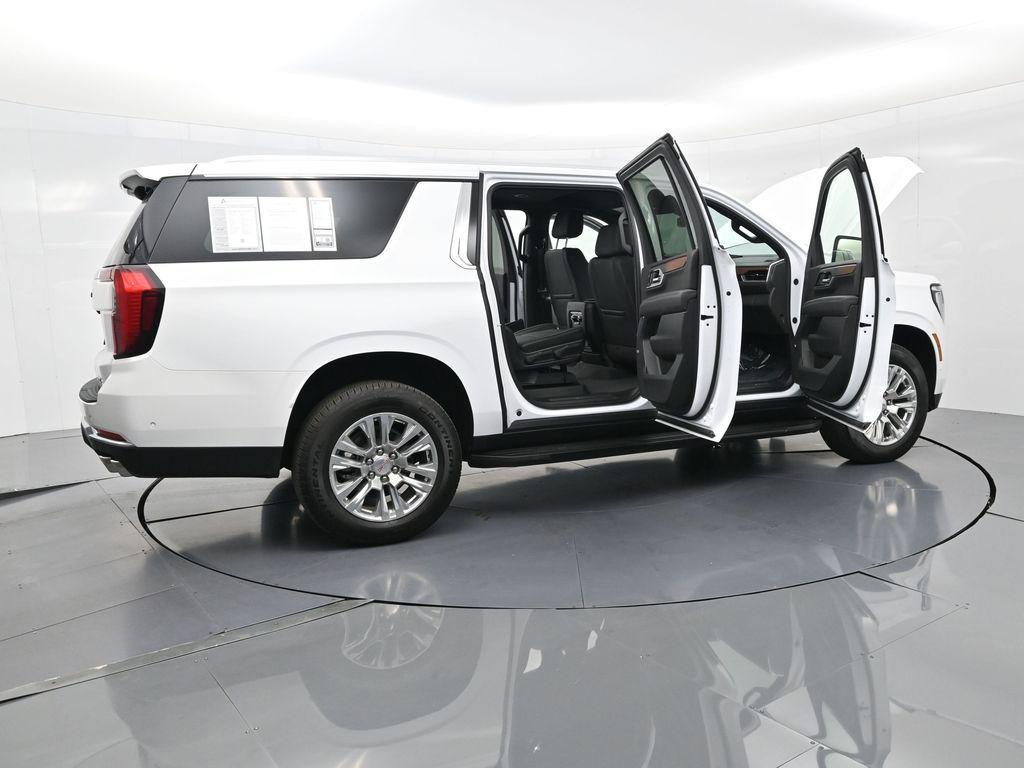 used 2025 GMC Yukon XL car, priced at $82,551