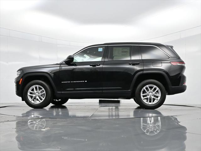 new 2025 Jeep Grand Cherokee car, priced at $39,970