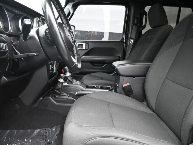 used 2022 Jeep Gladiator car, priced at $33,421