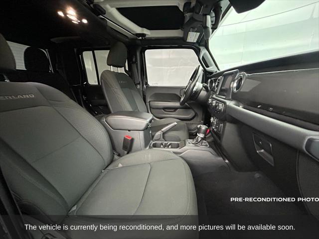 used 2022 Jeep Gladiator car, priced at $35,211