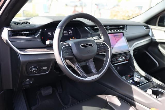 new 2025 Jeep Grand Cherokee car, priced at $45,045