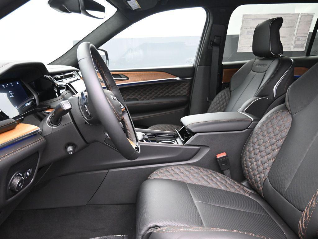 new 2025 Jeep Grand Cherokee L car, priced at $65,280