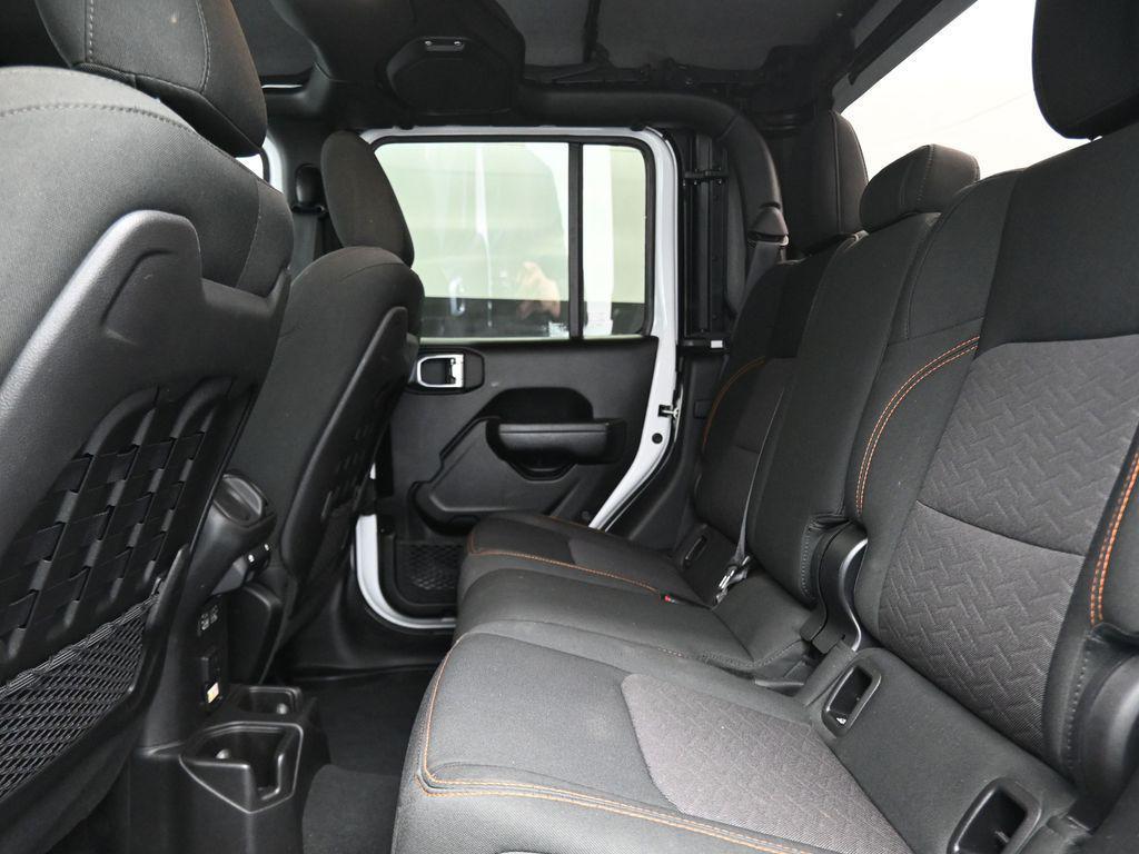 used 2023 Jeep Gladiator car, priced at $35,629