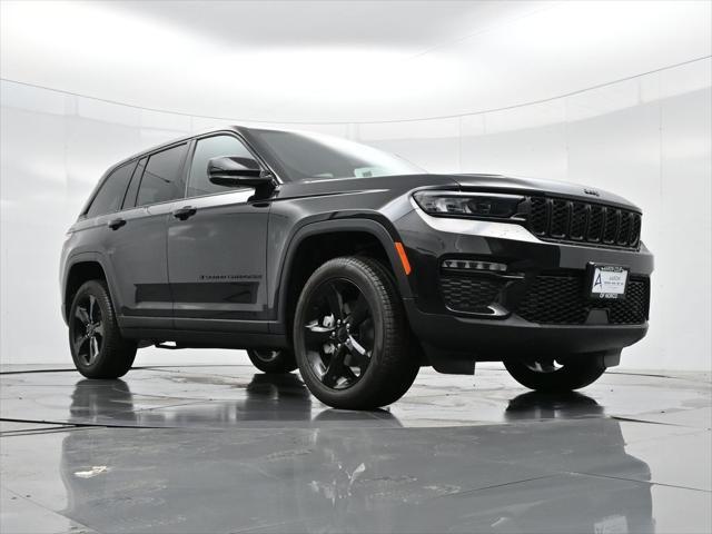 new 2025 Jeep Grand Cherokee car, priced at $44,545