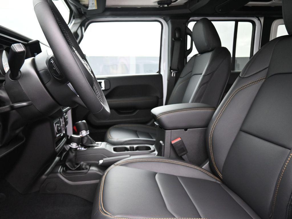 new 2025 Jeep Wrangler car, priced at $54,605