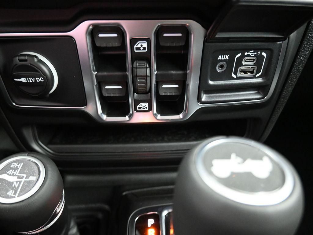 new 2025 Jeep Wrangler car, priced at $54,605