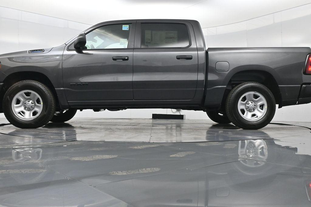 new 2025 Ram 1500 car, priced at $39,455
