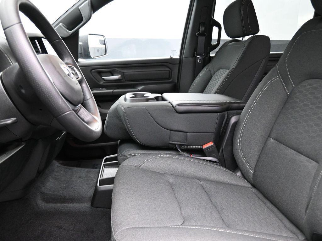 new 2025 Ram 1500 car, priced at $39,455