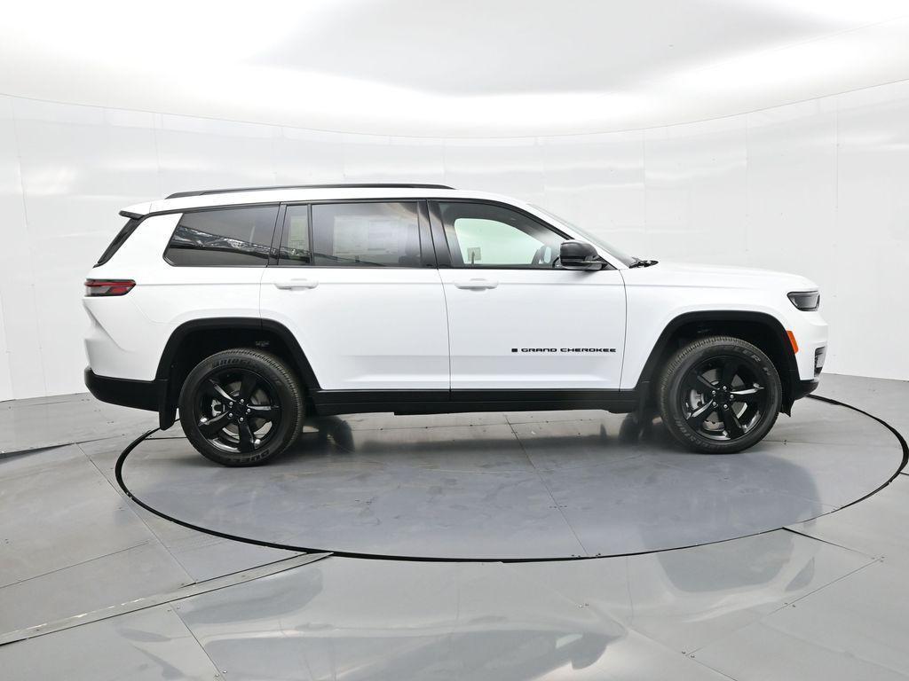 new 2025 Jeep Grand Cherokee L car, priced at $44,705
