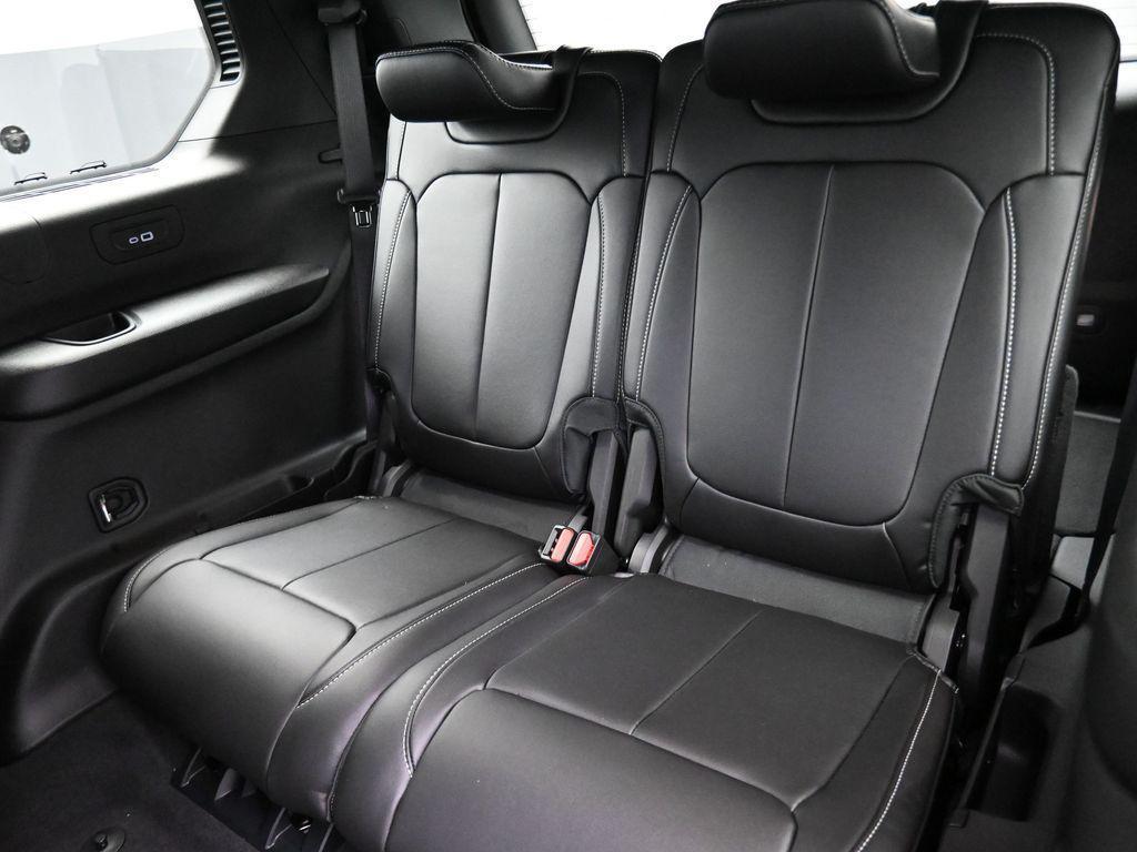 new 2025 Jeep Grand Cherokee L car, priced at $43,800