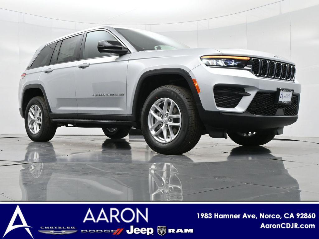 new 2025 Jeep Grand Cherokee car, priced at $35,300
