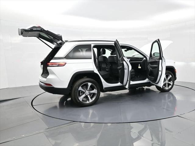 new 2025 Jeep Grand Cherokee 4xe car, priced at $60,285