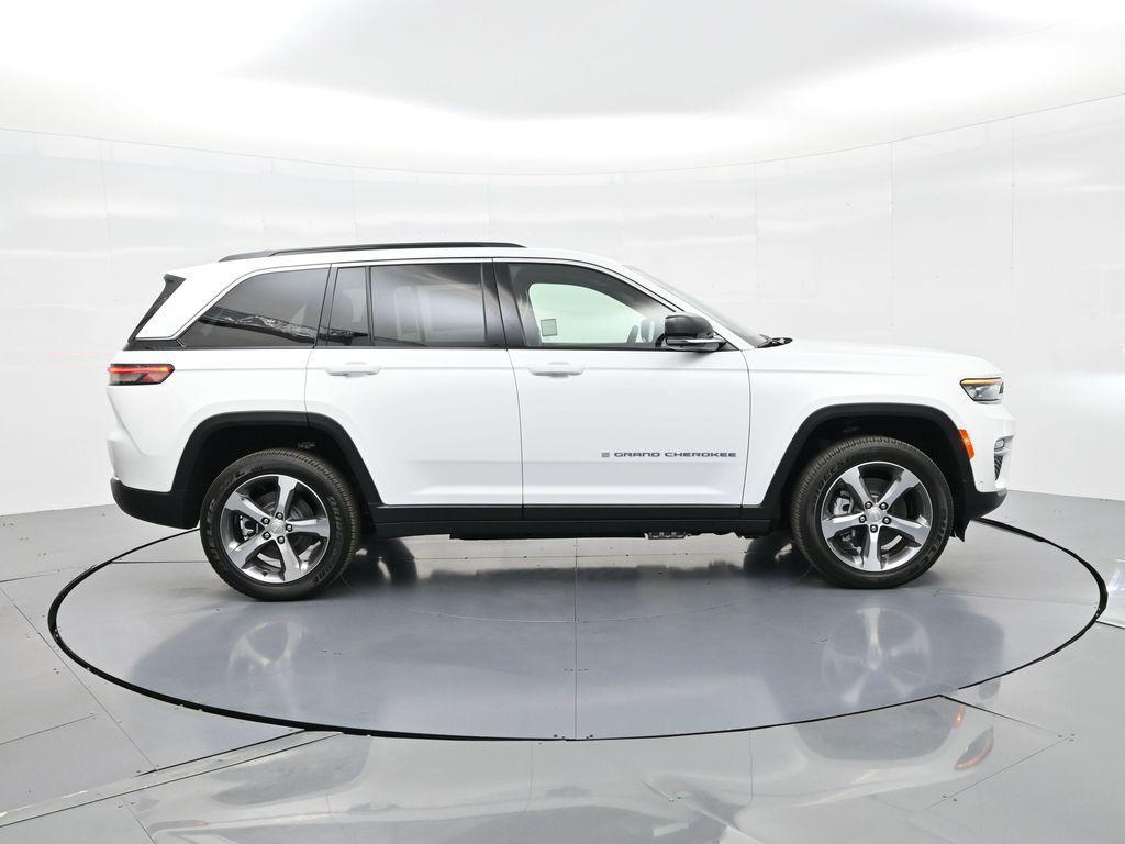 new 2025 Jeep Grand Cherokee 4xe car, priced at $64,285