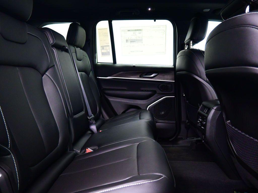 new 2025 Jeep Grand Cherokee 4xe car, priced at $64,285