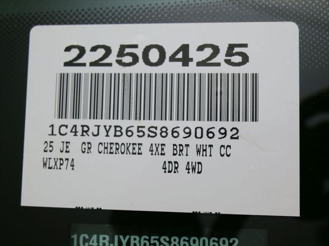 new 2025 Jeep Grand Cherokee 4xe car, priced at $60,285