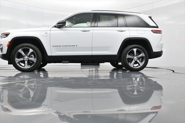 new 2025 Jeep Grand Cherokee 4xe car, priced at $60,285
