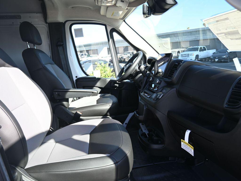 new 2025 Ram ProMaster 2500 car, priced at $55,720