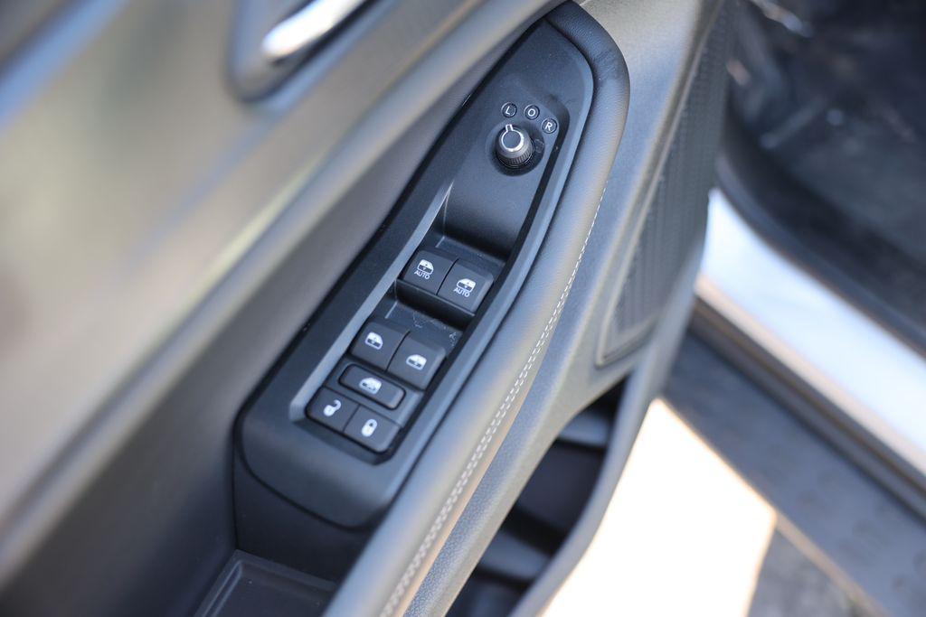 new 2025 Jeep Grand Cherokee car, priced at $35,057