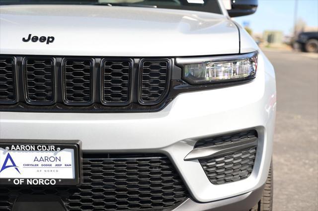 new 2025 Jeep Grand Cherokee car, priced at $41,800