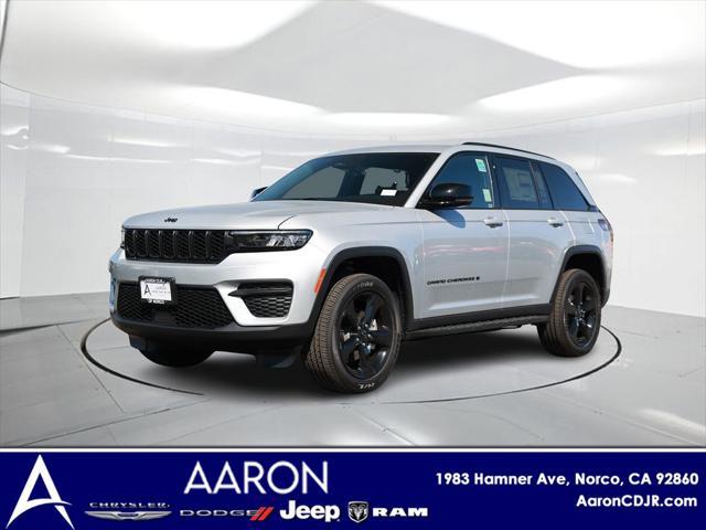 new 2025 Jeep Grand Cherokee car, priced at $41,800