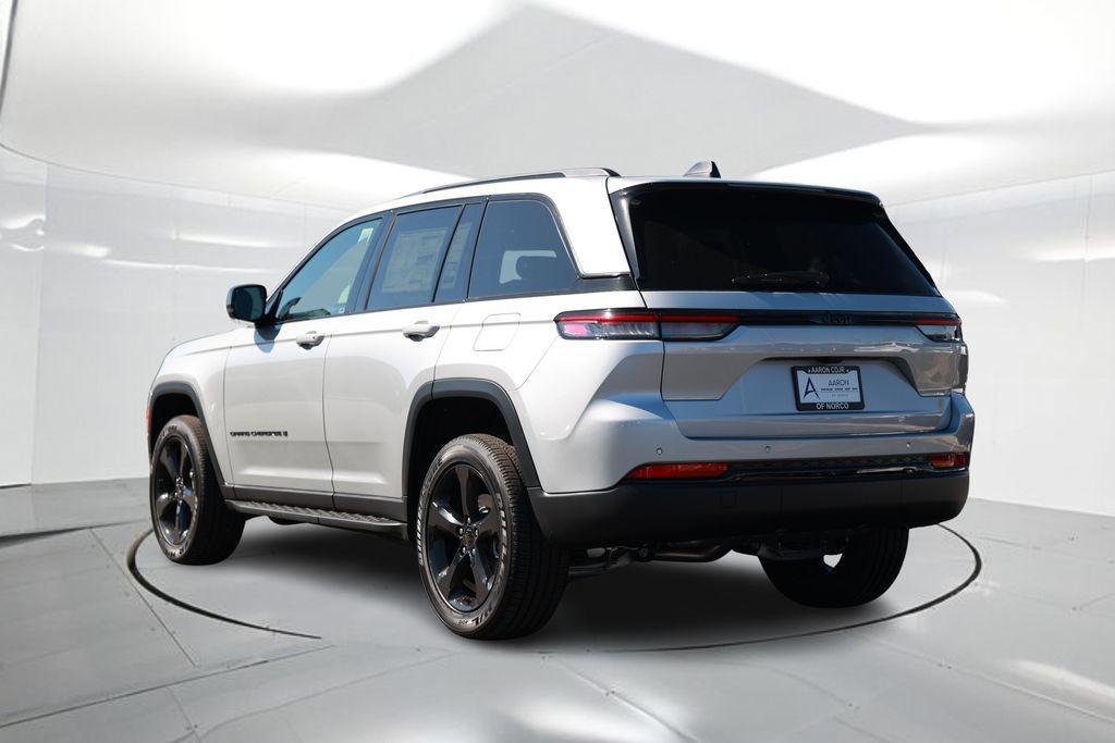 new 2025 Jeep Grand Cherokee car, priced at $35,057
