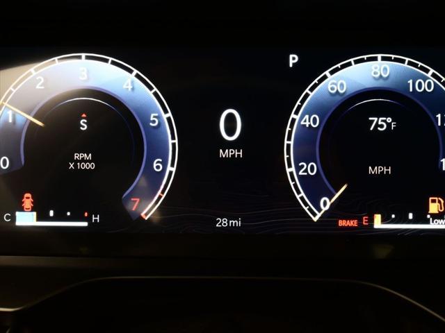 new 2025 Jeep Grand Cherokee car, priced at $42,425