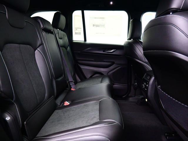 new 2025 Jeep Grand Cherokee car, priced at $42,425