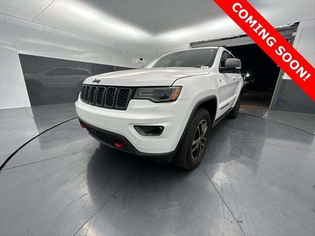 used 2018 Jeep Grand Cherokee car, priced at $23,504