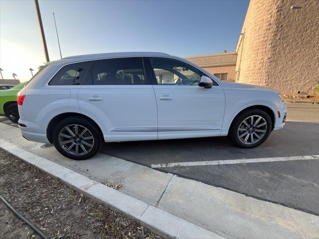 used 2019 Audi Q7 car, priced at $24,900