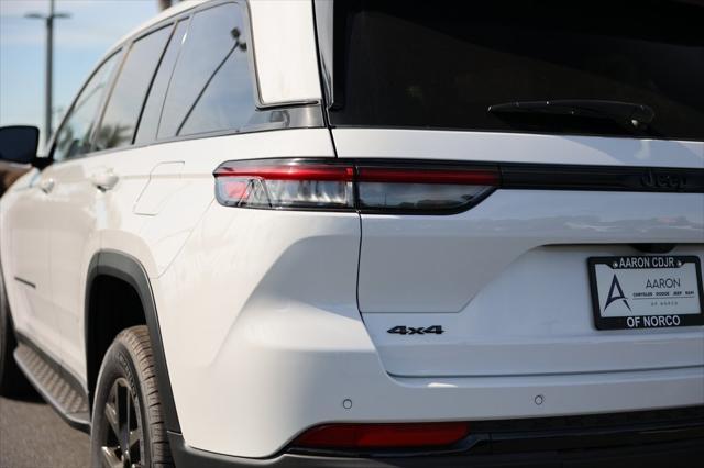 new 2024 Jeep Grand Cherokee car, priced at $36,182