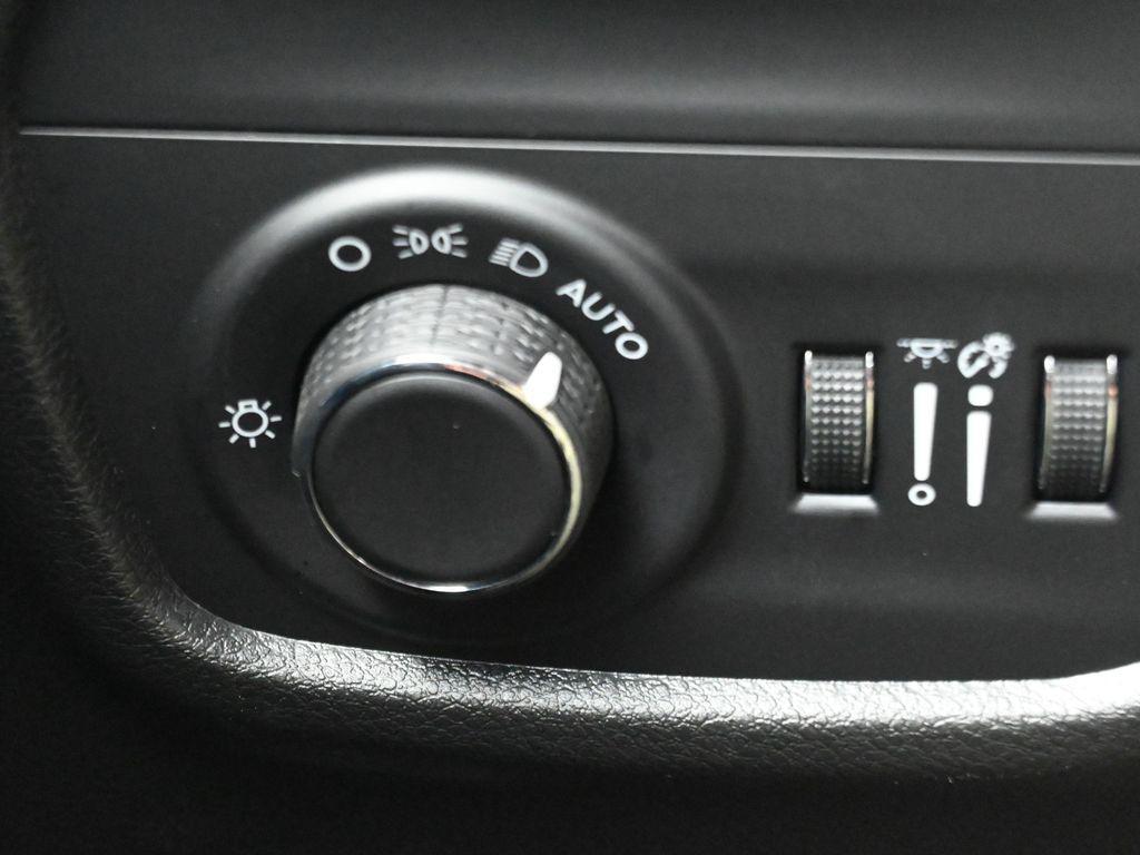 new 2025 Jeep Grand Cherokee L car, priced at $39,300