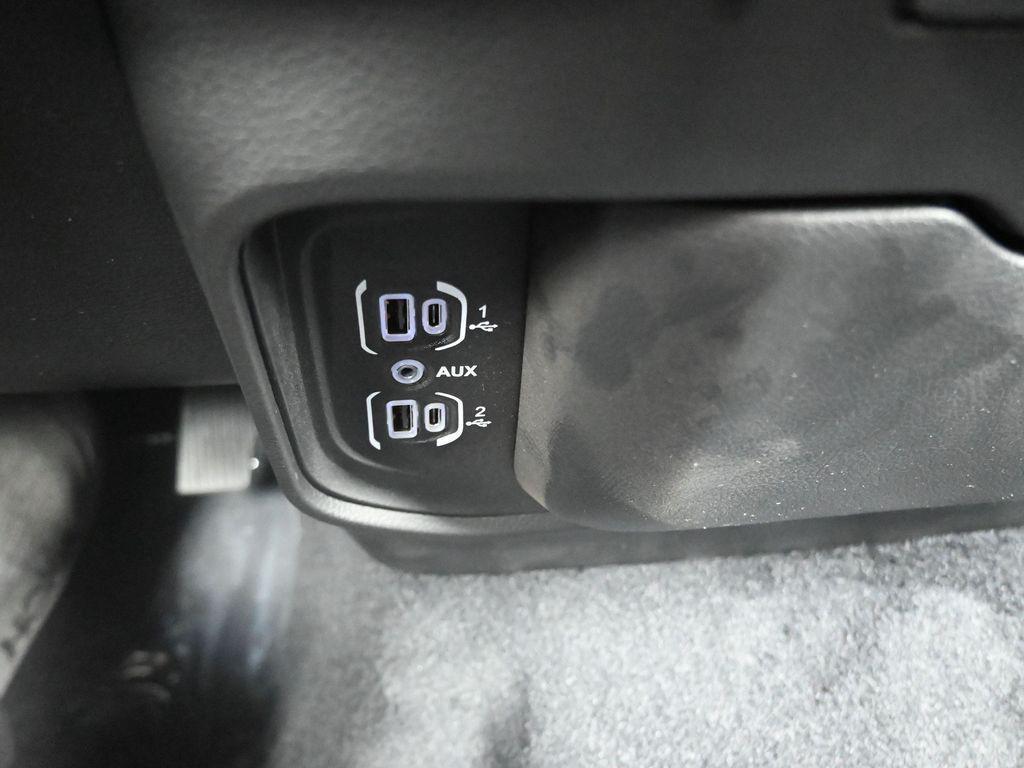 new 2025 Ram 1500 car, priced at $41,660