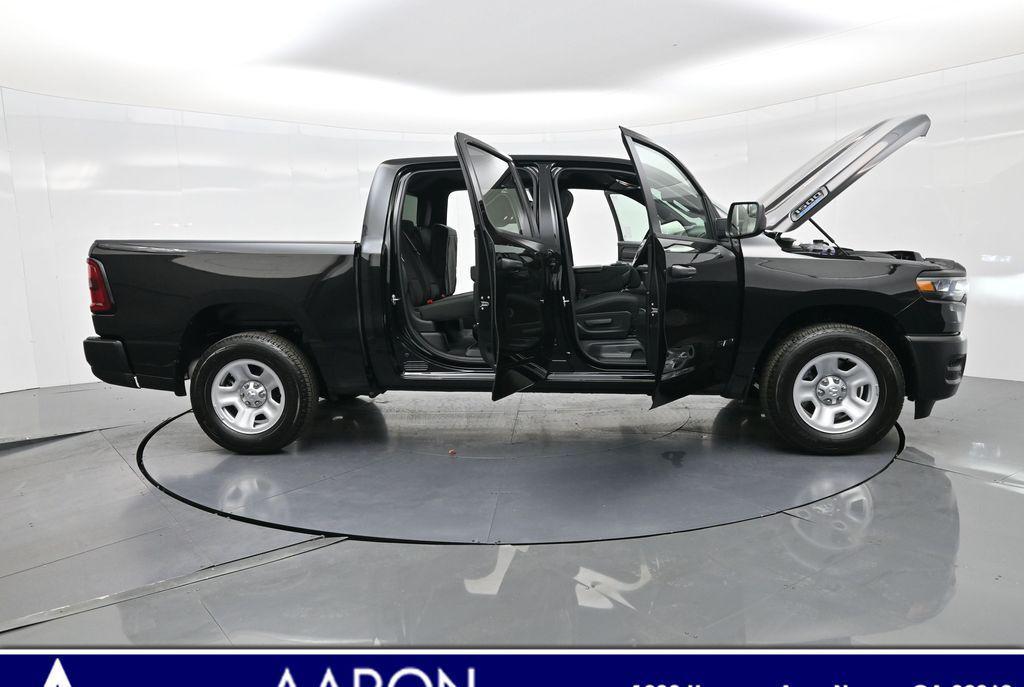 new 2025 Ram 1500 car, priced at $41,660
