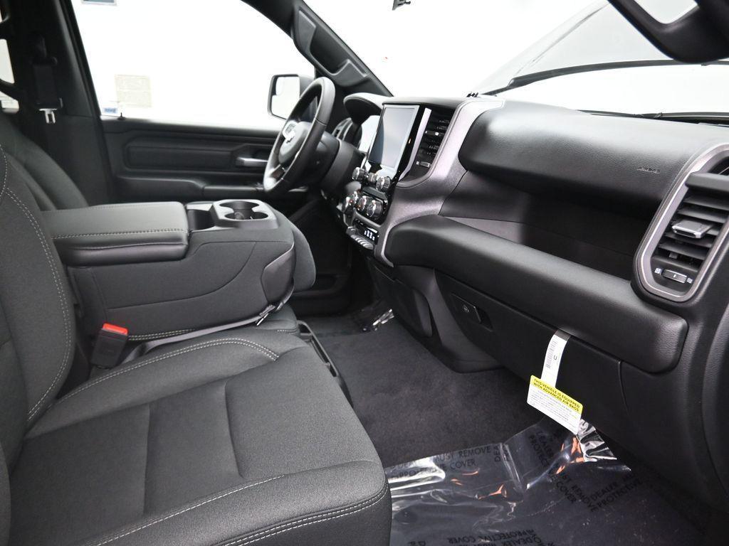 new 2025 Ram 1500 car, priced at $41,660