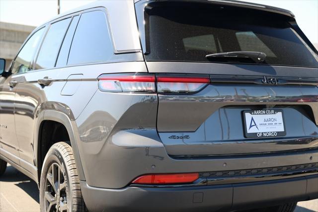 new 2024 Jeep Grand Cherokee car, priced at $39,030