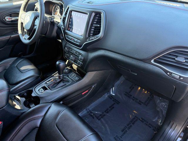 used 2022 Jeep Cherokee car, priced at $23,086