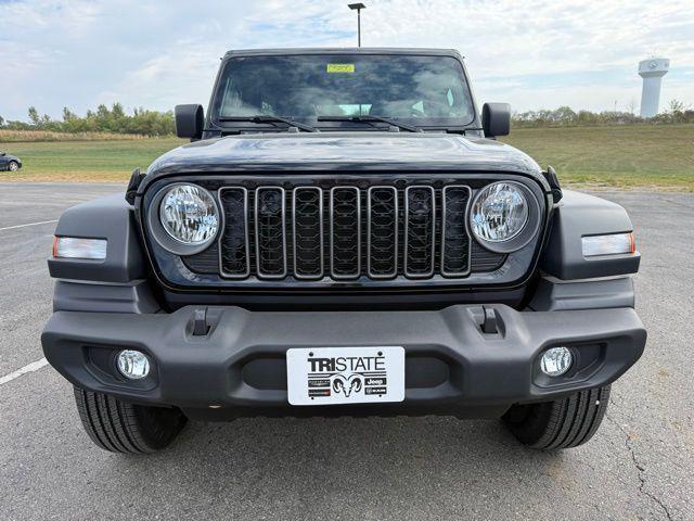 new 2025 Jeep Wrangler car, priced at $40,981