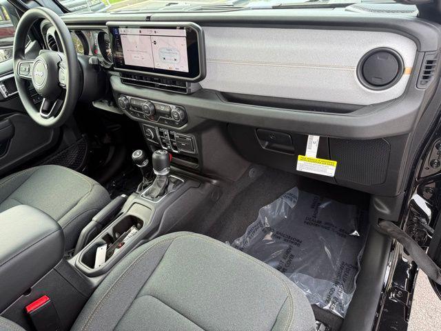 new 2025 Jeep Wrangler car, priced at $40,981